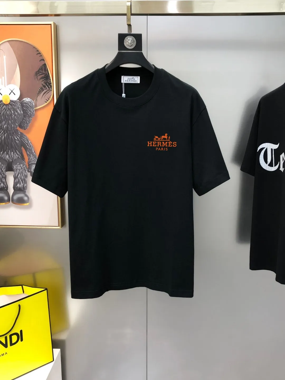 Her** New Arrival Original T 🔥 ✨✨Premium Quality OS Hot Sale✨✨ logo 100% Factory Size：S-2XL Black White